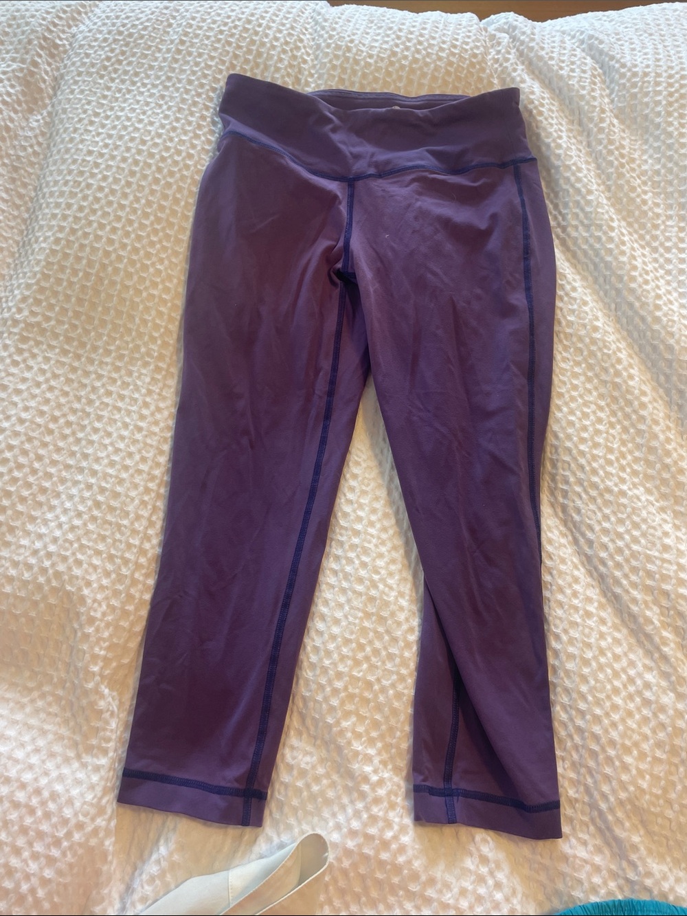 Women’s Purple Active Capri Leggings